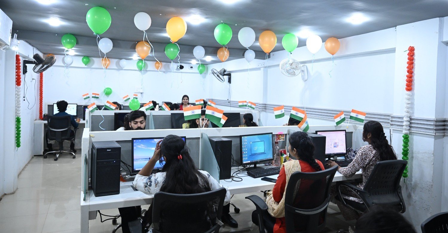 Rainbow Shine Infotech Team & Work Culture